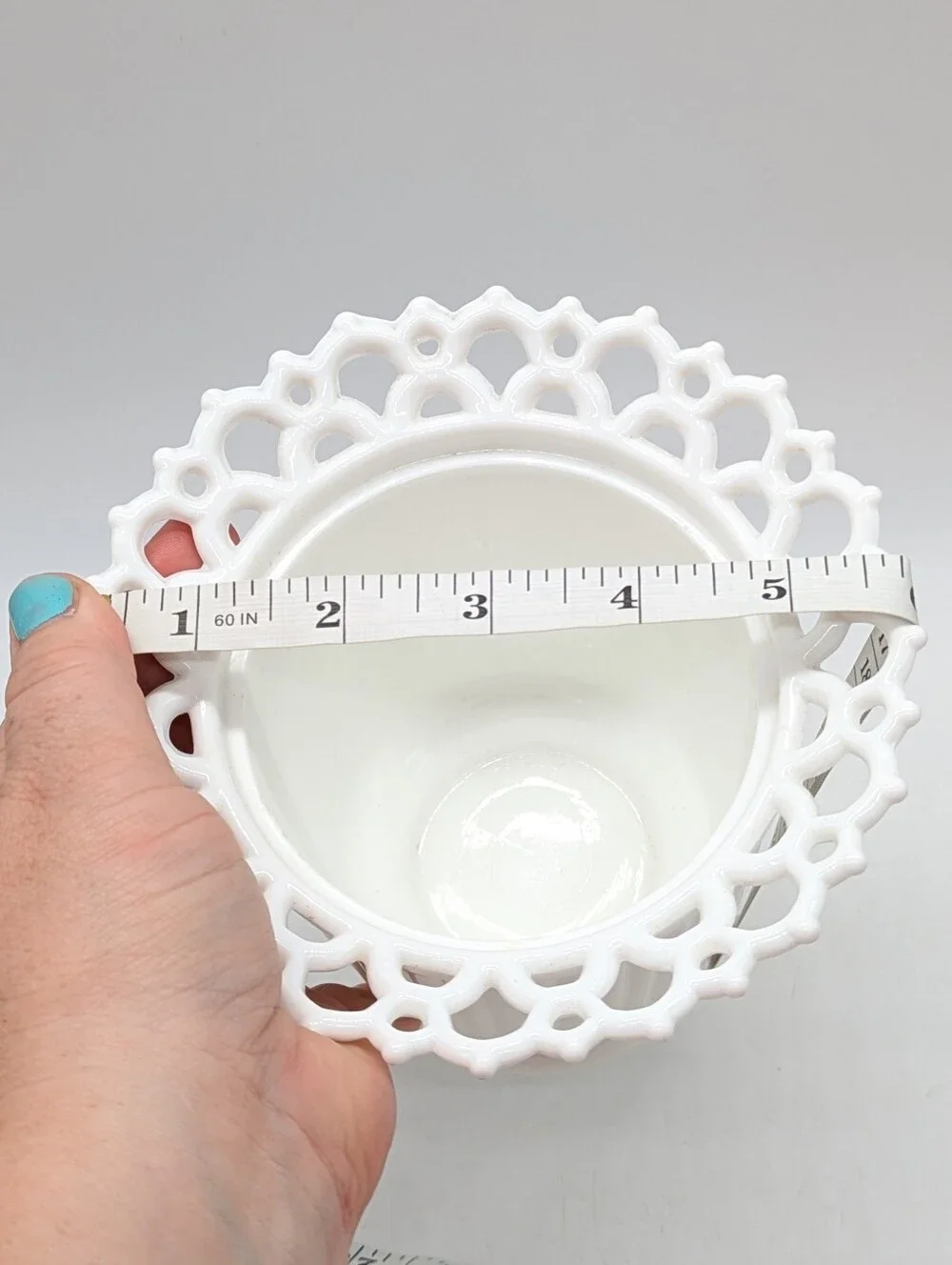Vintage White Milk Glass Footed Lace Edge Vase Container - Picture 7 of 8